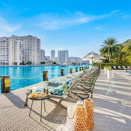 Balcony - Pool - Near Beach - Gym Hallandale Beach Dış mekan fotoğraf