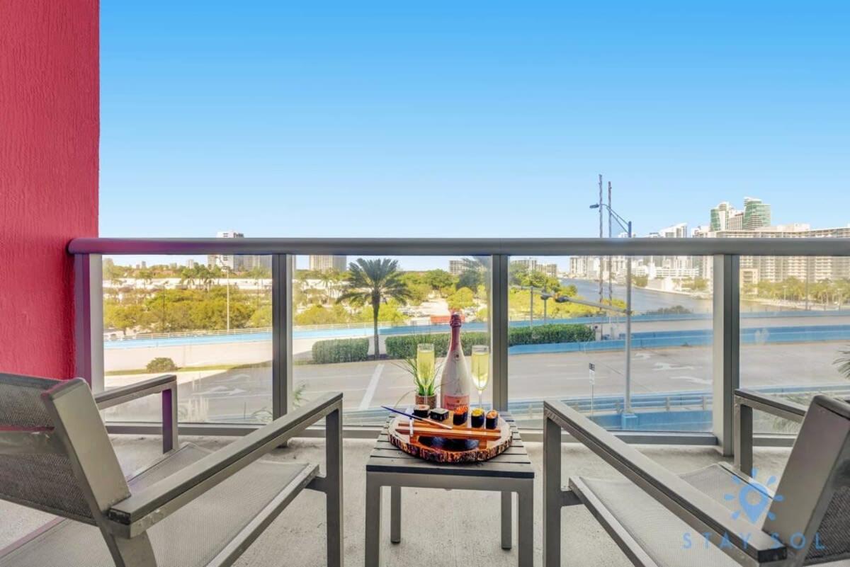 Balcony - Pool - Near Beach - Gym Hallandale Beach Dış mekan fotoğraf