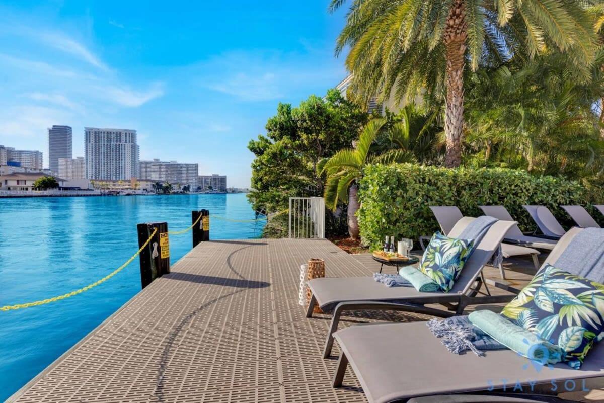 Balcony - Pool - Near Beach - Gym Hallandale Beach Dış mekan fotoğraf