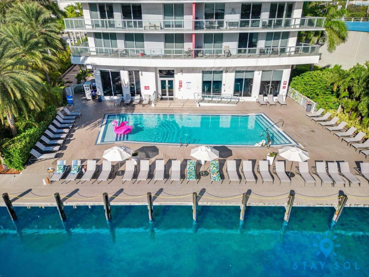 Balcony - Pool - Near Beach - Gym Hallandale Beach Dış mekan fotoğraf